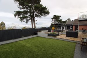 Photo 27- click for photo gallery